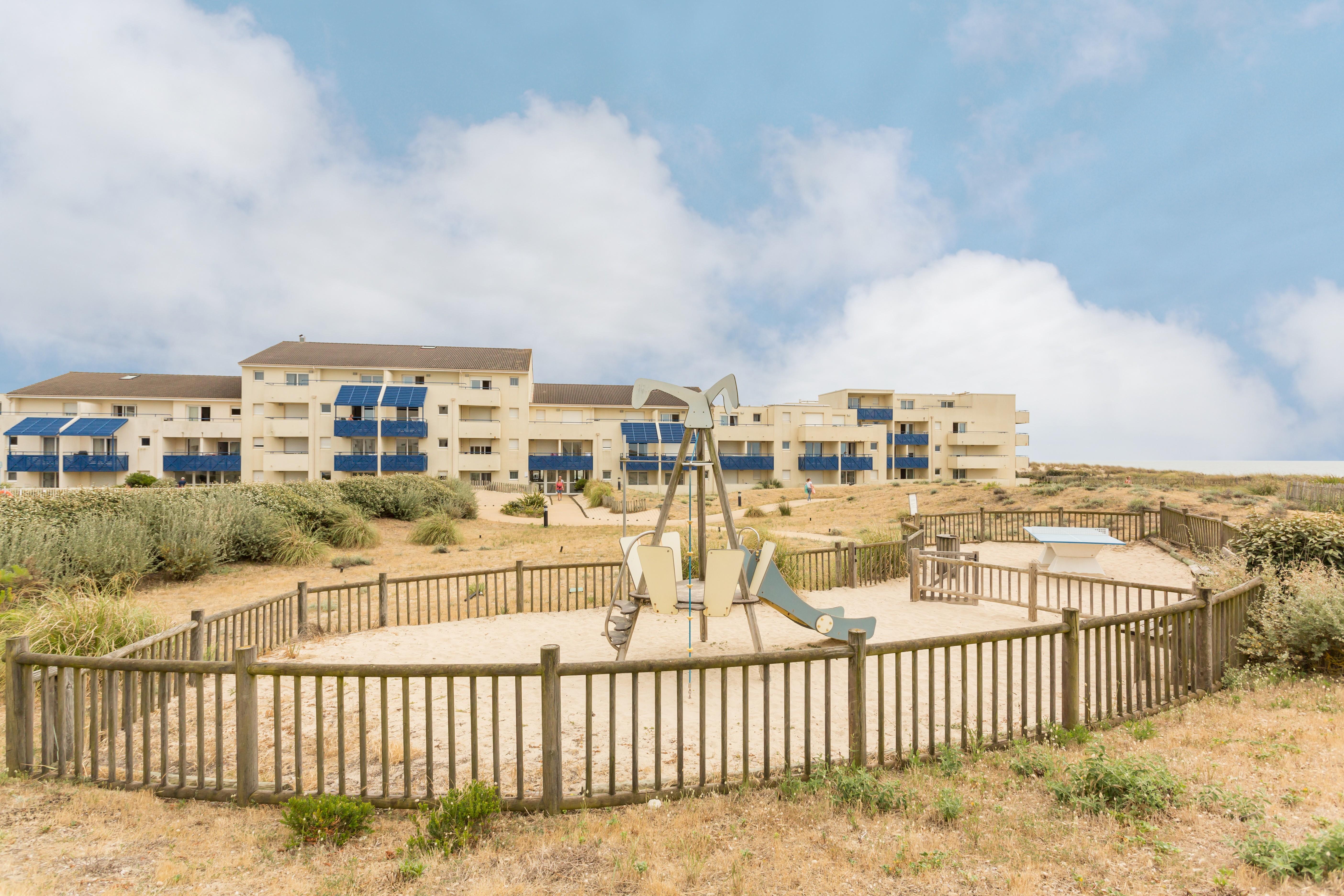 לאקאנו Residence Pierre & Vacances Bleu Marine מראה חיצוני תמונה
